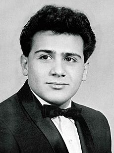 Danny-devito-yearbook-photo