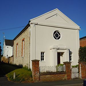 Former Park Lane Baptist Chapel, Bear Lane, Farnham (May 2015) (3).JPG