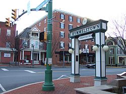 Hummelstown square