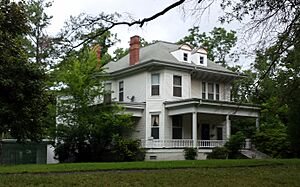 Lo Beele House 001