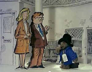 Paddington (1975) meeting Mr and Mrs Brown