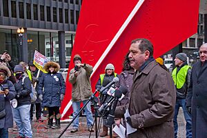 Protesting The Trump National Emergency Chicago Illinois 2-18-19 6144 (32221701317)