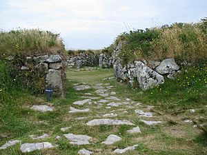 Remains of doorway at Chysauster ancient village - geograph.org.uk - 1389707