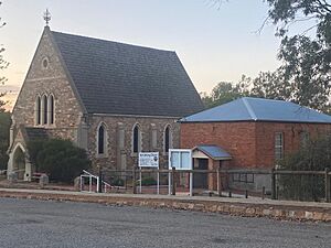 Uniting Church and Chapel.jpg