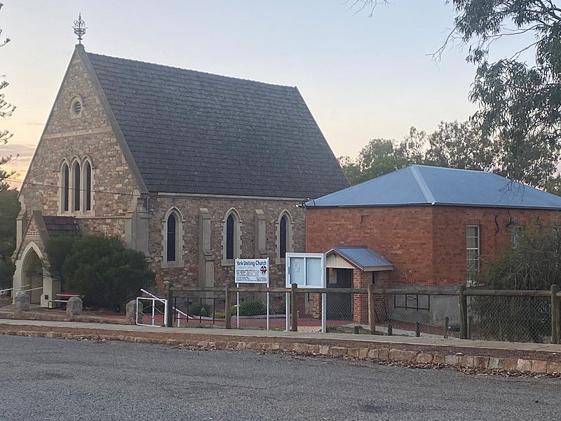 Uniting Church and Chapel