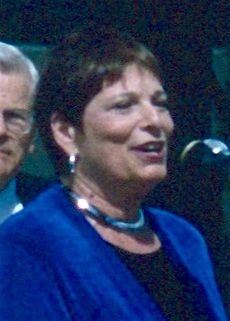 Vera Katz at opening of Kings Hill MAX extension, August 1997