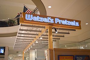 Wetzel's Pretzels - Tysons Corner Mall (6923513884).jpg
