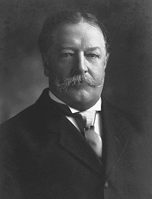 William Howard Taft - Harris and Ewing.jpg
