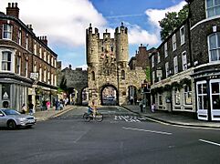York Micklegate Bar - panoramio