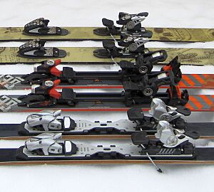 Alpine ski bindings 01