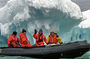Antarctic, on the zodiac (js) 30