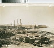 Construction of the Oakland Naval Supply Depot