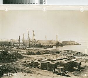 Construction of the Oakland Naval Supply Depot