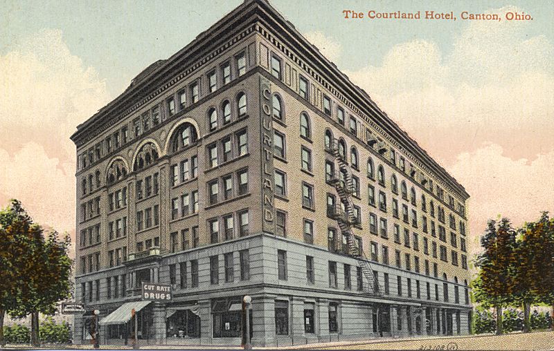 Image: Courtland Hotel Canton Ohio (13904284010)
