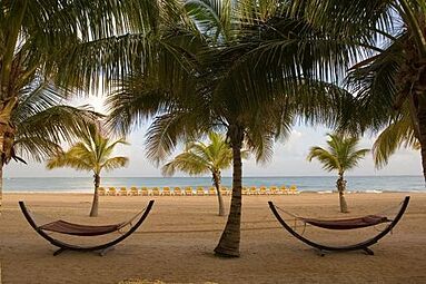 Courtyard by Marriott Isla Verde Beach Resort