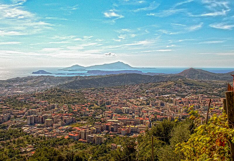 Cratere degli Astroni visto dall'alto