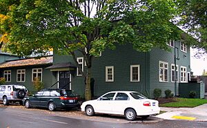 Irvington Tennis Club, 2131 NE Thompson St., Portland, OR 10-25-2009 2-48-43 PM