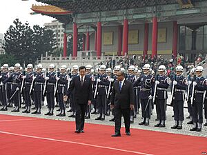 Ma Ying-jeou and Christopher Loeak at National Theater 20130327
