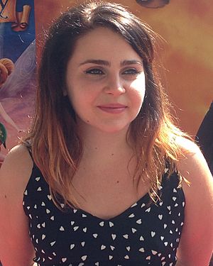 Mae Whitman Facts for Kids
