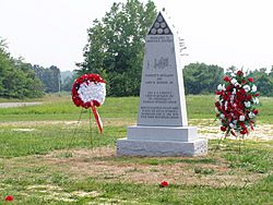 Memorial P6250077 Brices Crossing (Confederate Memorial)