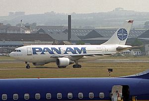 N805PA-A310-PanAm-PIK-July89