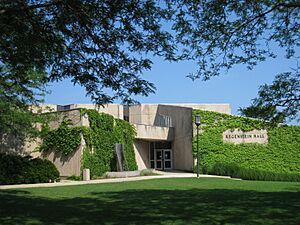 Northwestern University - Regenstein Hall