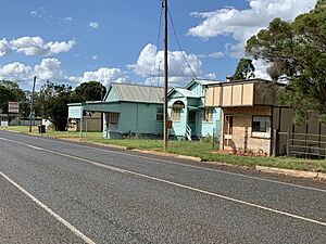 Old closed shops on Bunya Highway, main street in Memerambi, 2023