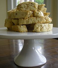 Pignoli biscotti (cropped)