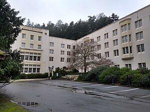 Royal Roads Nixon Block