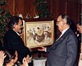 Ruizanglada - 1988 Camilo José Cela recibe una obra de Ruizanglada en el homenaje de la Peña Solera Aragonesa Little