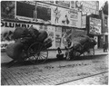 Street types of New York City- 2 rag carts LCCN2002699107