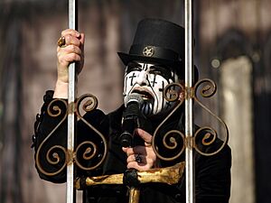 Tuska 20130628 - King Diamond - 32