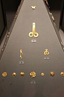 Ancient Greece Neolithic Gold Ornaments (27837612183)