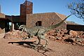 Australian Age of Dinosaurs Museum Reception Centre with bronze "Australovenator wintonensis" (Banjo)