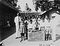 COLLECTIE TROPENMUSEUM Groepsportret van leerlingen van de H.I.S. in Tjilegon West-Java TMnr 60029392
