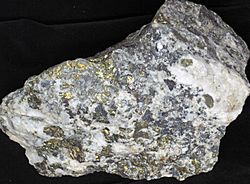 Chalcopyrite-quartz - Idarado Mine, San Juan Mountains, Colorado, USA (22487007594)