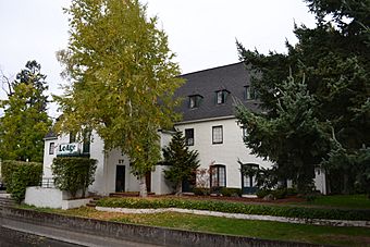 Chi Psi Fraternity House (Eugene, Oregon).jpg