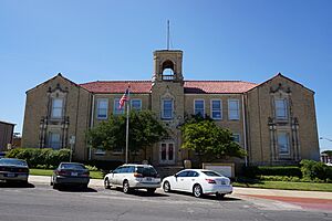 Denton September 2015 29 (City Hall West)