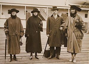 Ellie Lyons, Alice Lyons, Arthur Griffith and Kathleen McKenna, 1921