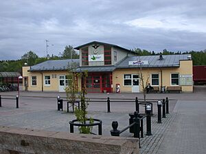 Grums railway station