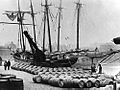 London docks c1909