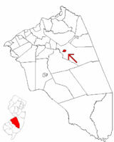 Pemberton Borough highlighted in Burlington County. Inset map: Burlington County highlighted in the State of New Jersey.