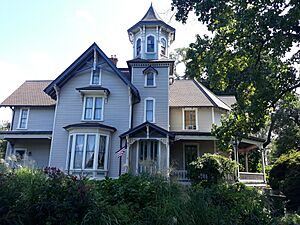 North Facade of One Pendleton Place