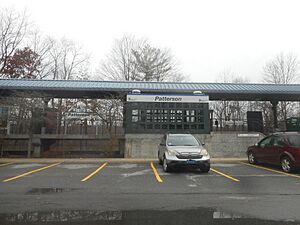 Patterson Metro-North; Platform and Station Shelter