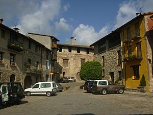 Plaça del Gambeto - Riudaura (Catalonia)