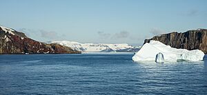 South Shetland-2016-Deception Island–Neptune’s Bellows