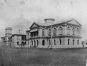 StateLibQld 1 107052 Court House building, Toowoomba, ca. 1884