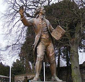 Thomas paine statue