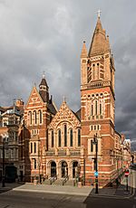 Ukrainian Catholic Cathedral of the Holy Family in Exile, London, UK - Diliff.jpg