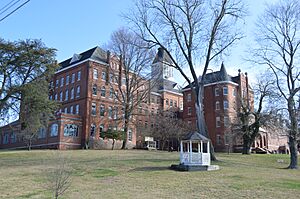 Virginia Intermont College main building